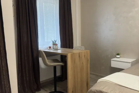 Lux Apartman DC, Novi Sad