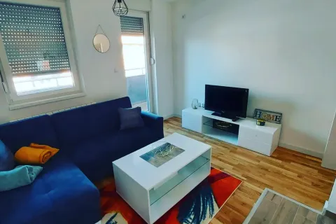 Stan na dan Perla, Istočno Sarajevo
