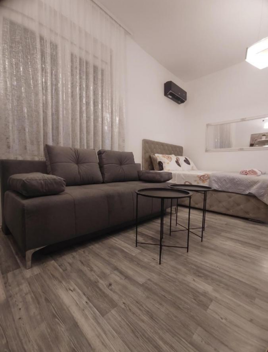  Jes apartments 1