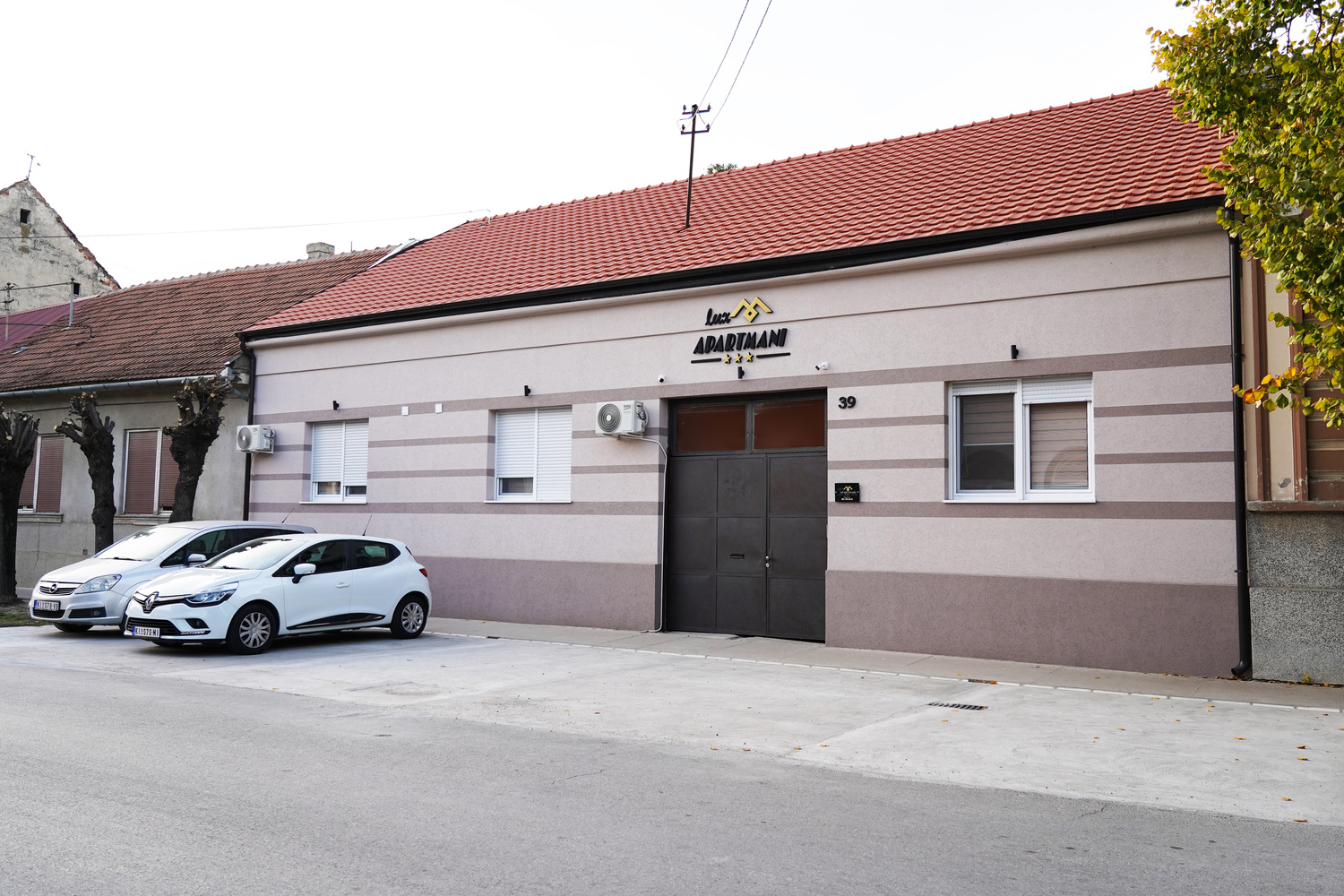 LUX Apartmani