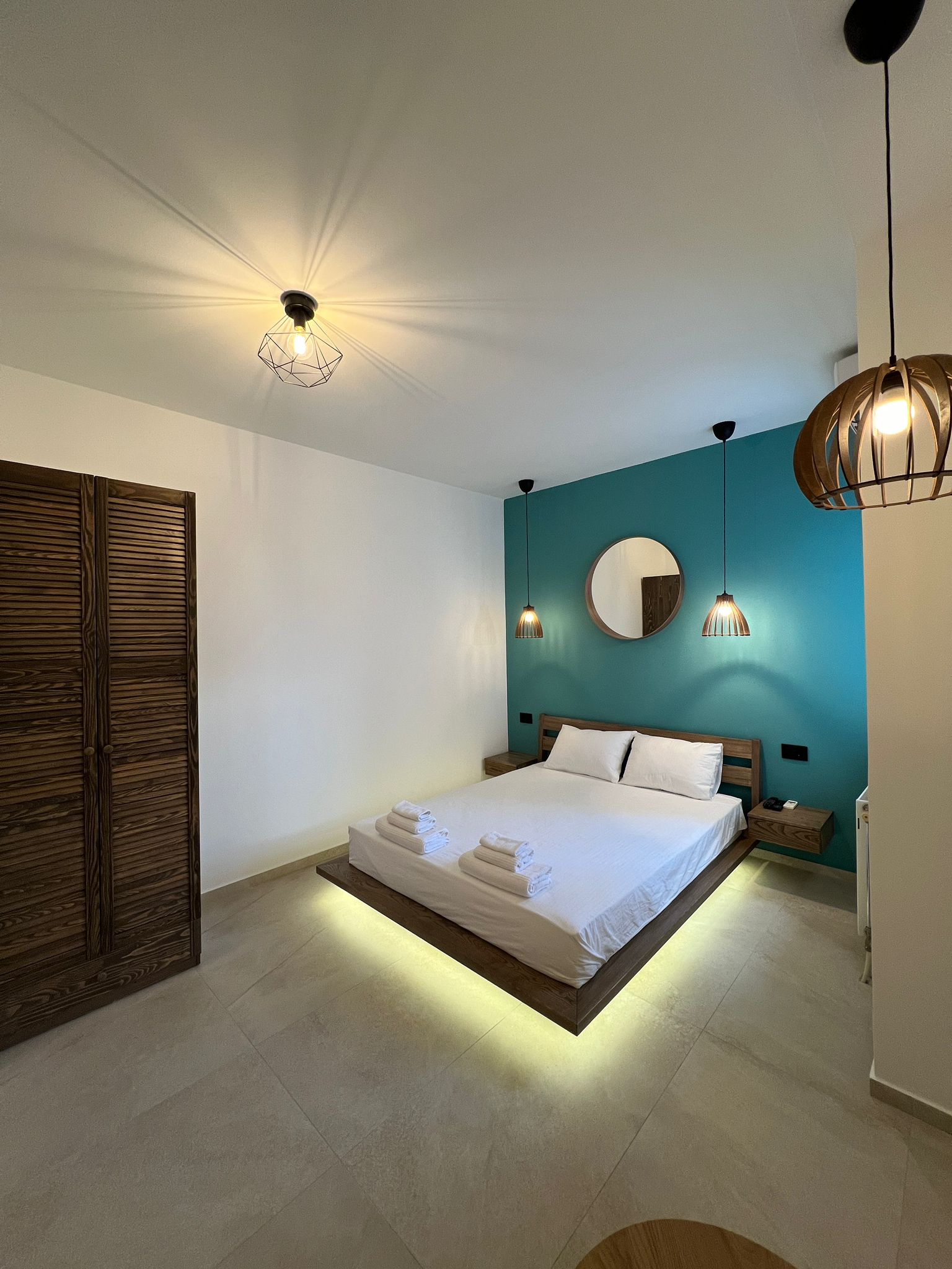 WoodEscape Apartment