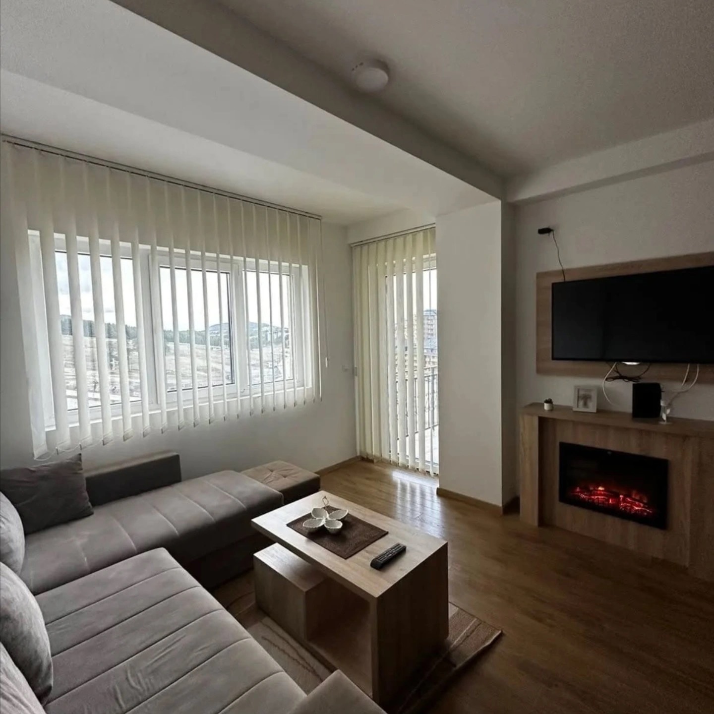 Gondola Todorović apartmani 15 i 16