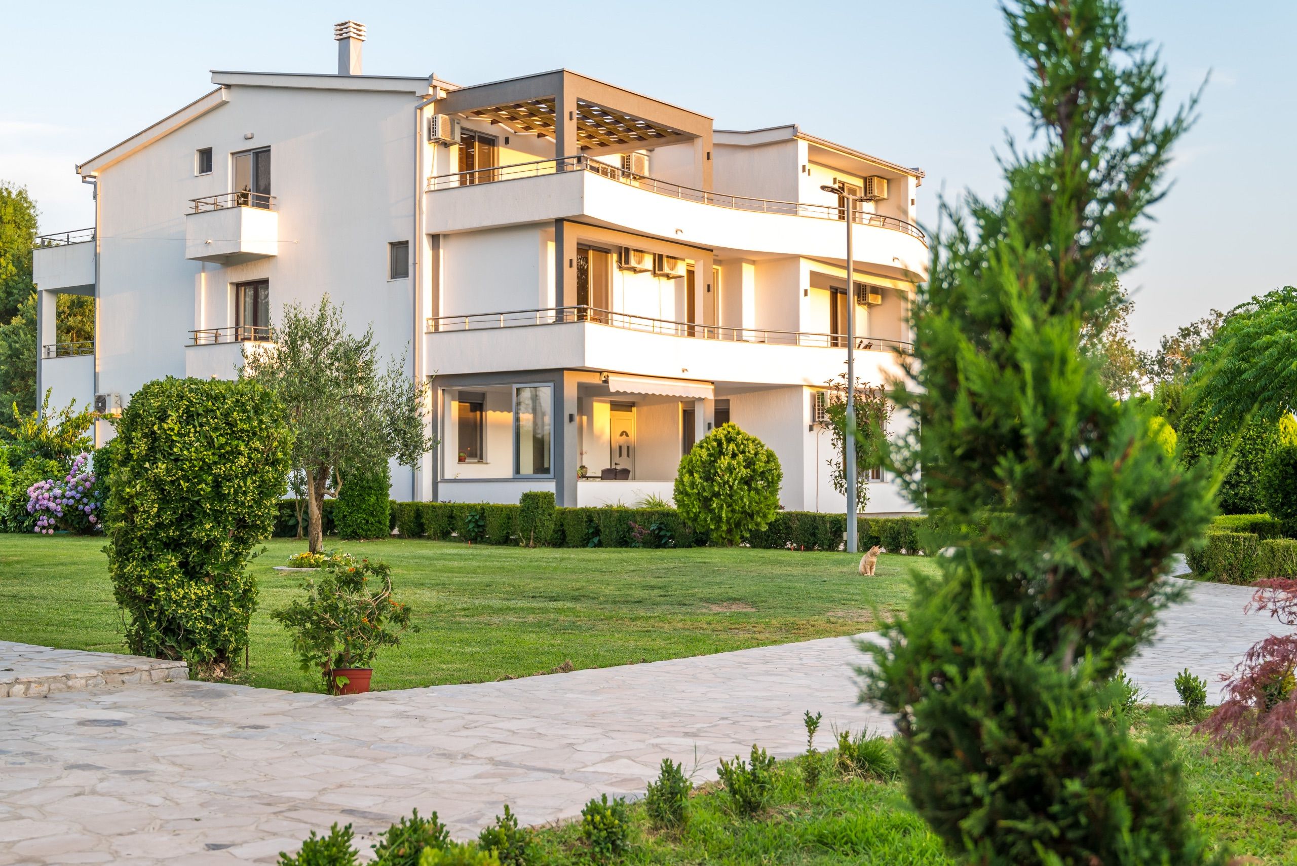 Robi Apartments