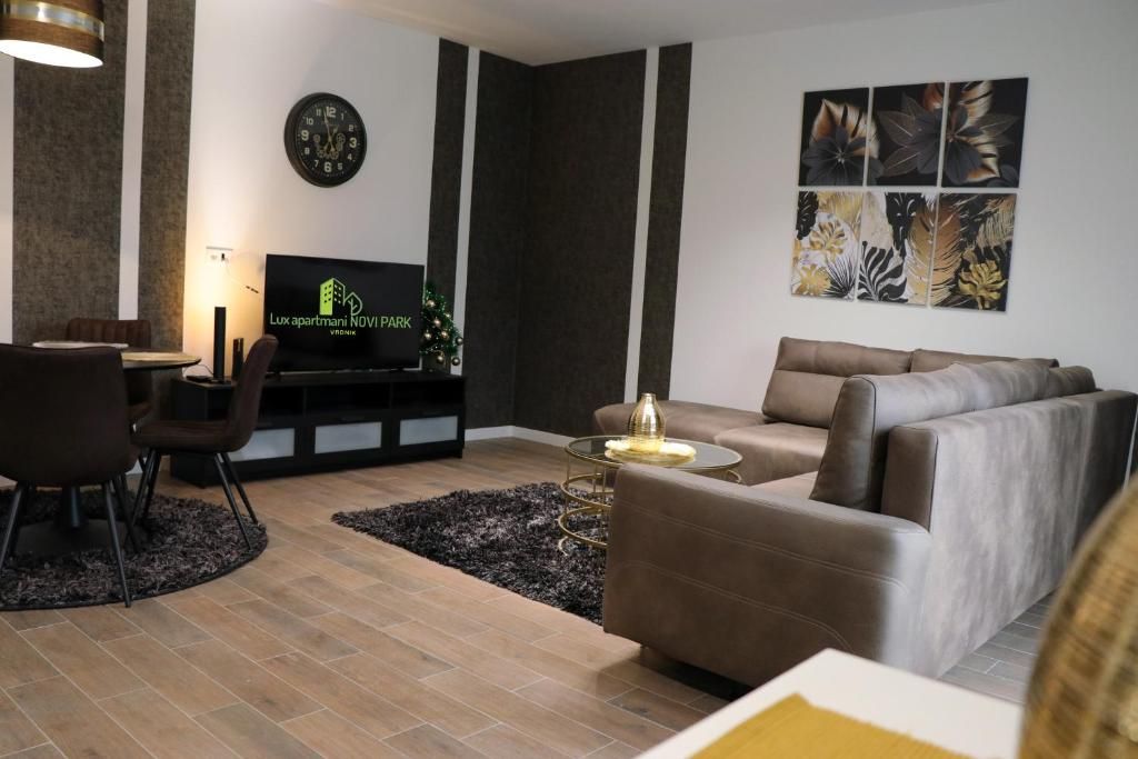 Lux Apartmani Novi Park
